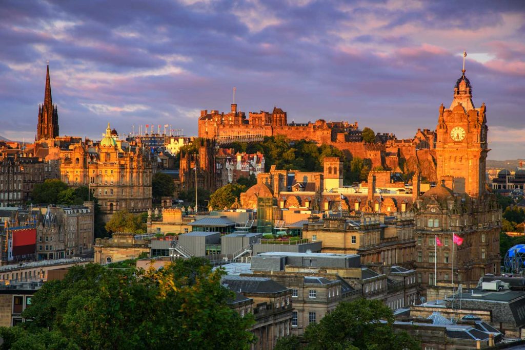 22 Best Things to do in Edinburgh, Scotland